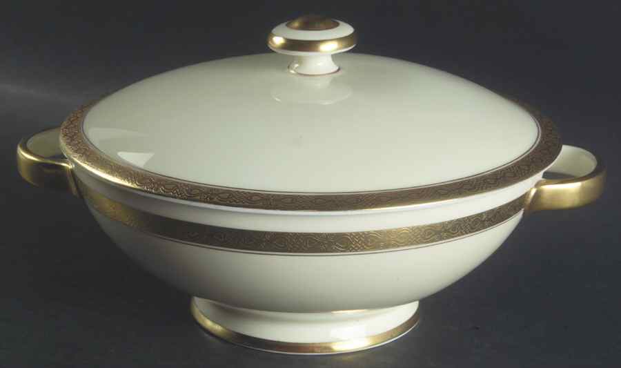2533 Round Covered Vegetable by Rosenthal - Continental-1