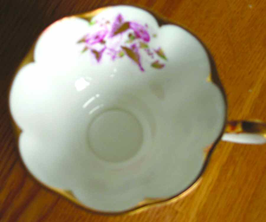 ROA176 Saucer by Royal Albert-1