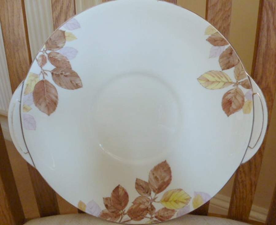 V1815 Handled Cake Plate by Royal Doulton-1