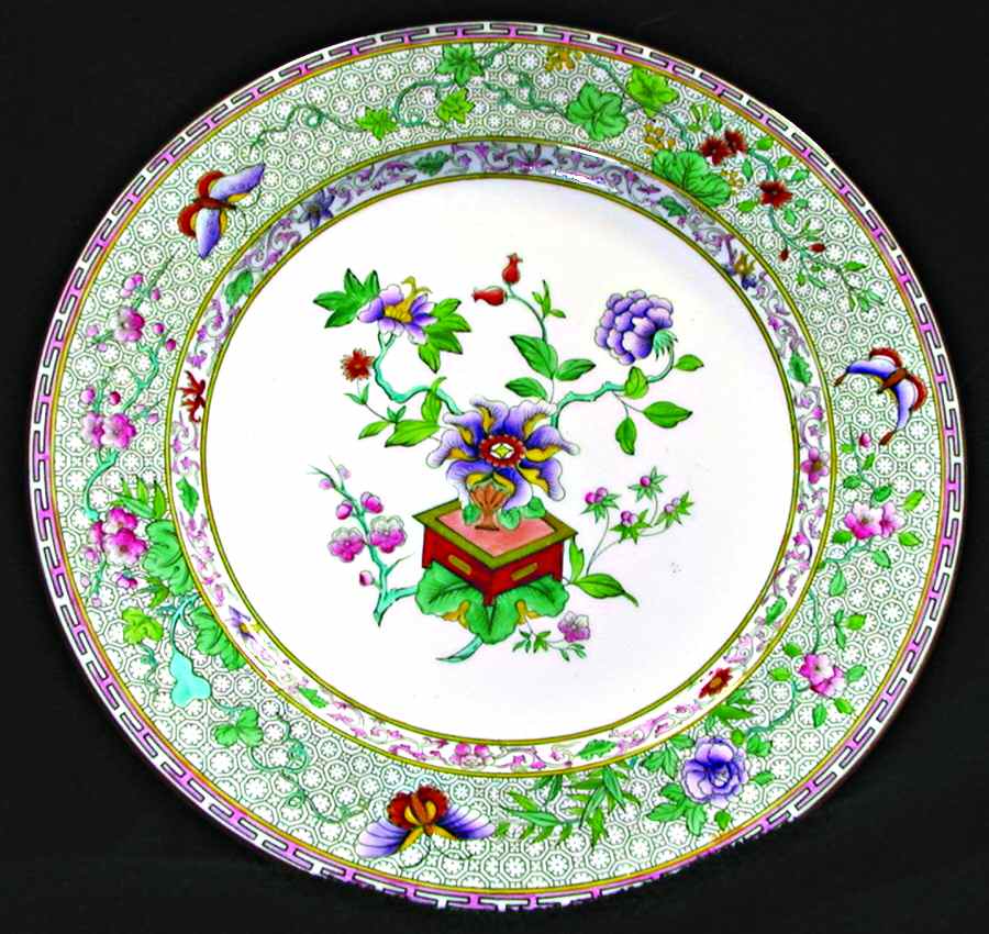 G9155 Dinner Plate by Royal Worcester-1