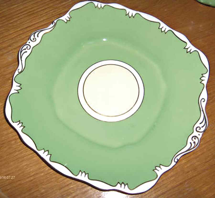 1969 Green Square Handled Cake Plate by Royal Albert-1