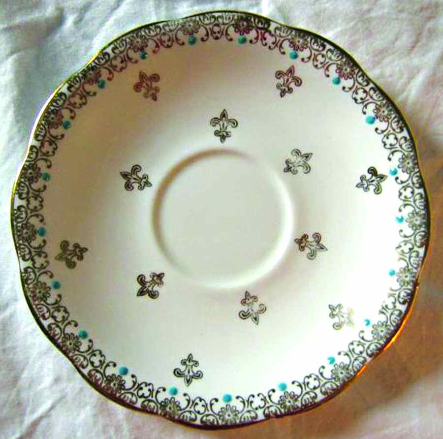 RSD49 Saucer by Royal Standard-1