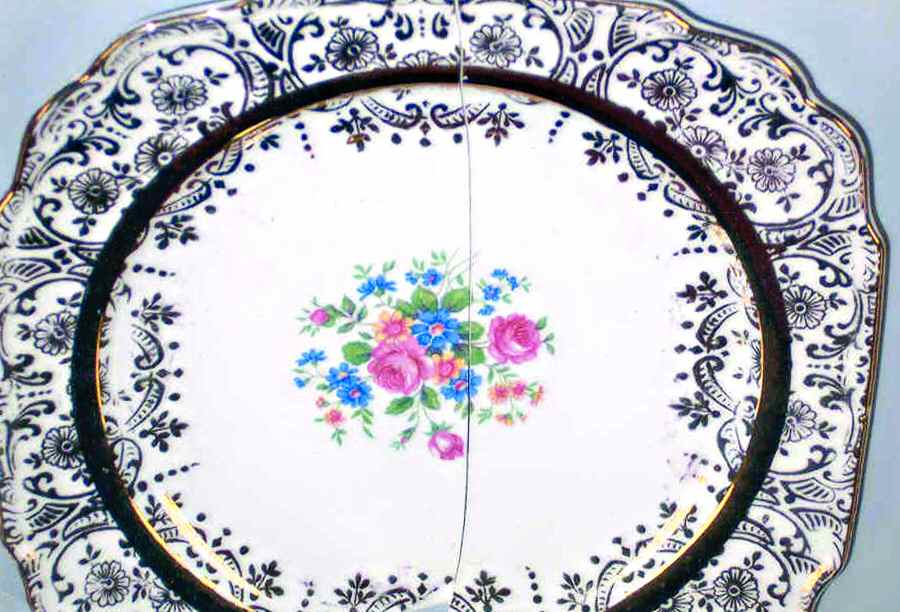 RYL234 Dessert/Pie Plate by Royal (USA)-1
