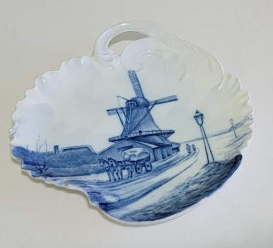 Delft Louis XIV Bon Bon by Rosenthal - Continental-1