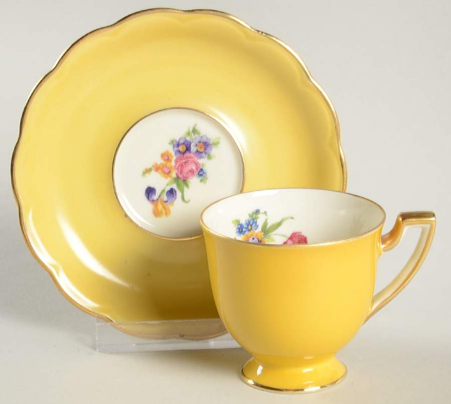 ROB353 Footed Demitasse Cup & Saucer Set by Royal Bayreuth-1