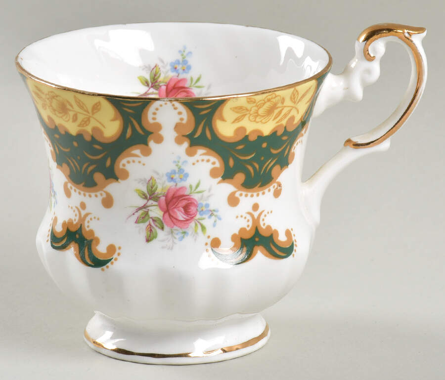 6039A Footed Cup by Rosina-Queens-1