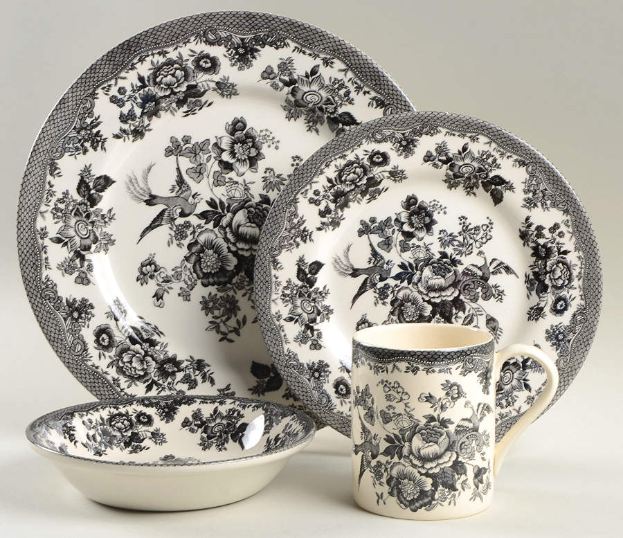 Asiatic Pheasant Black 4 Piece Place Setting by Royal Stafford-1