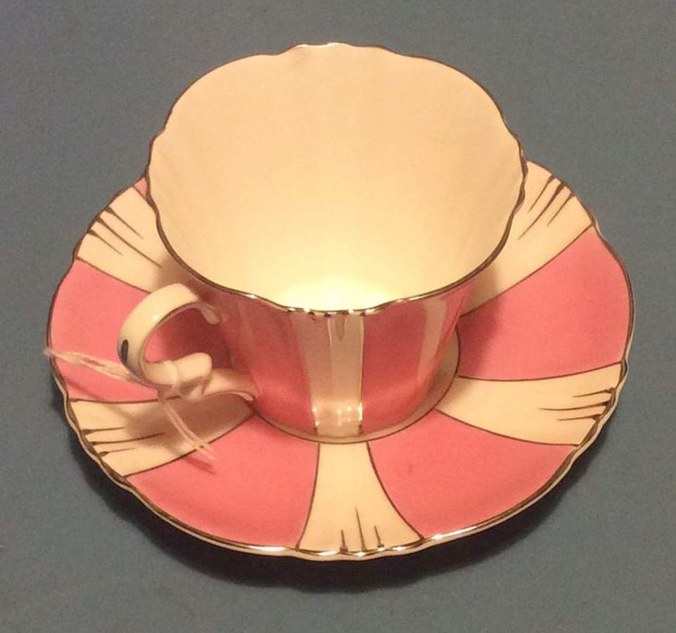9378 Flat Cup & Saucer Set by Royal Albert-1
