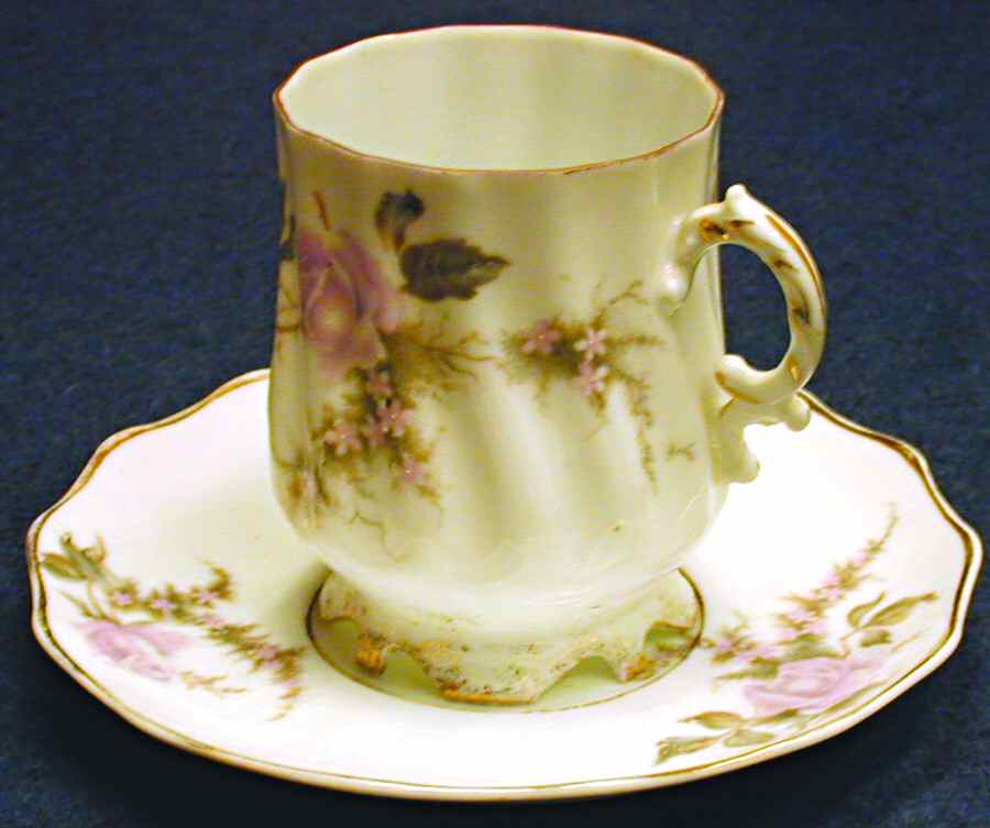 2247(Roses) Footed Cup & Saucer Set by Rosenthal - Continental-1
