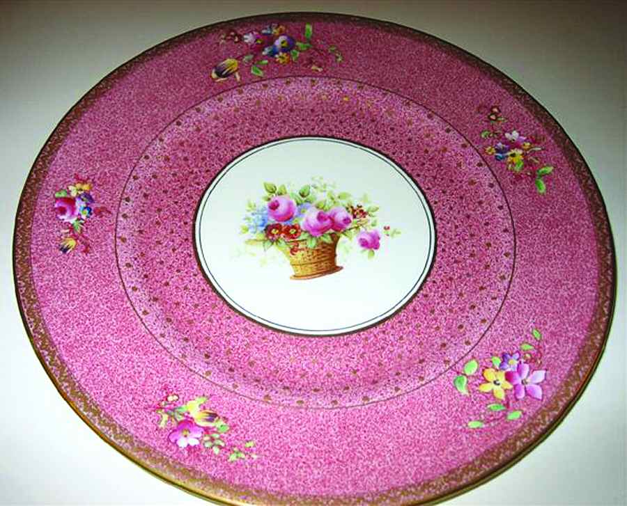 H1287 Dinner Plate by Royal Doulton-1