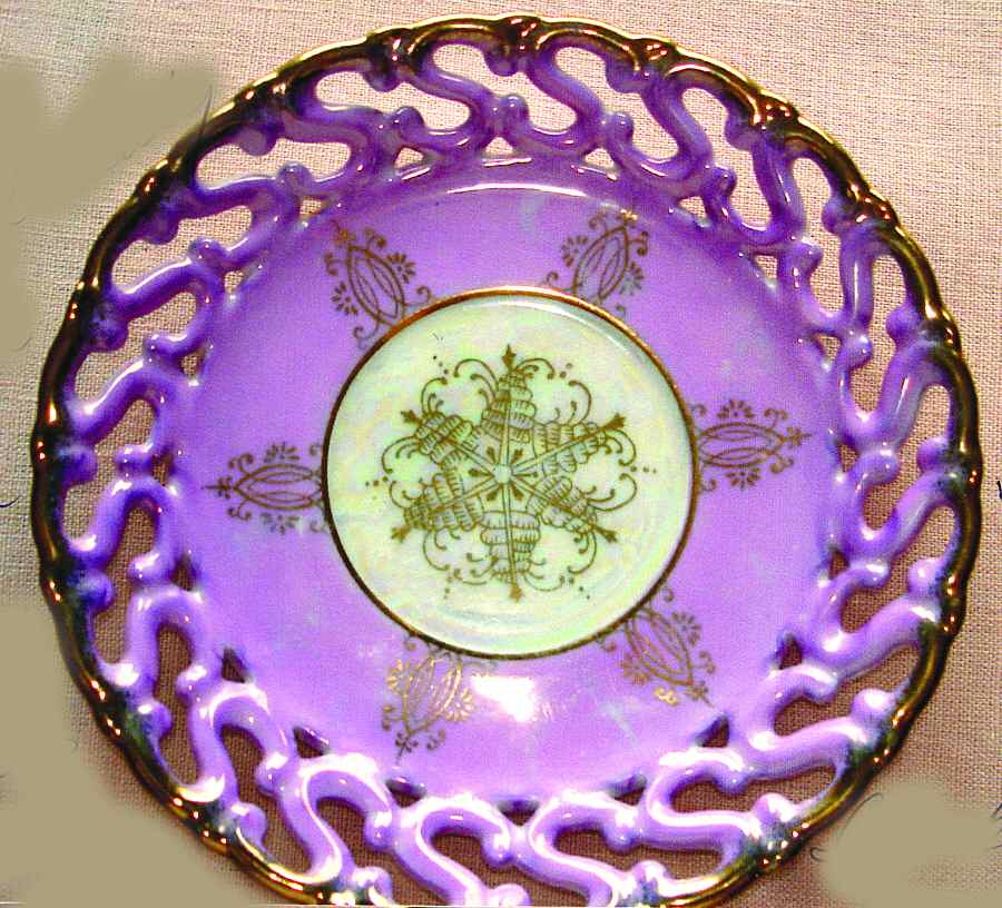 RSY26 Saucer by Royal Sealy-1