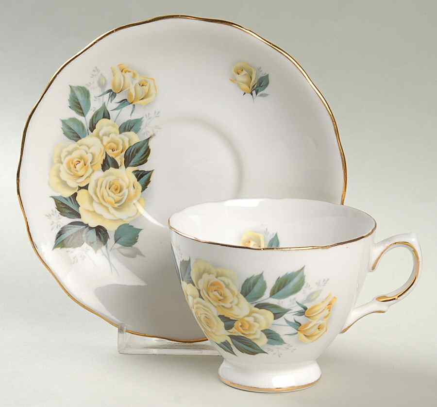 8140 Footed Cup & Saucer Set by Royal Vale-1
