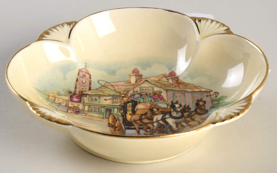 534 Sweet Meat Dish by Royal Winton-1