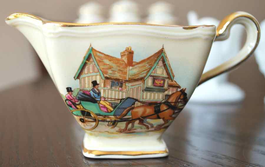 534 Creamer by Royal Winton-1