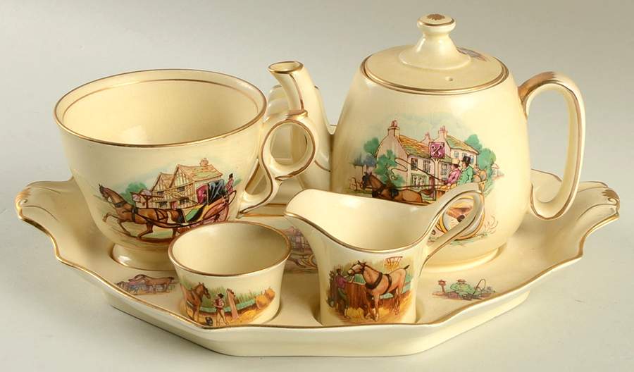 534 6-Piece Breakfast Set (Footed Cup) by Royal Winton-1