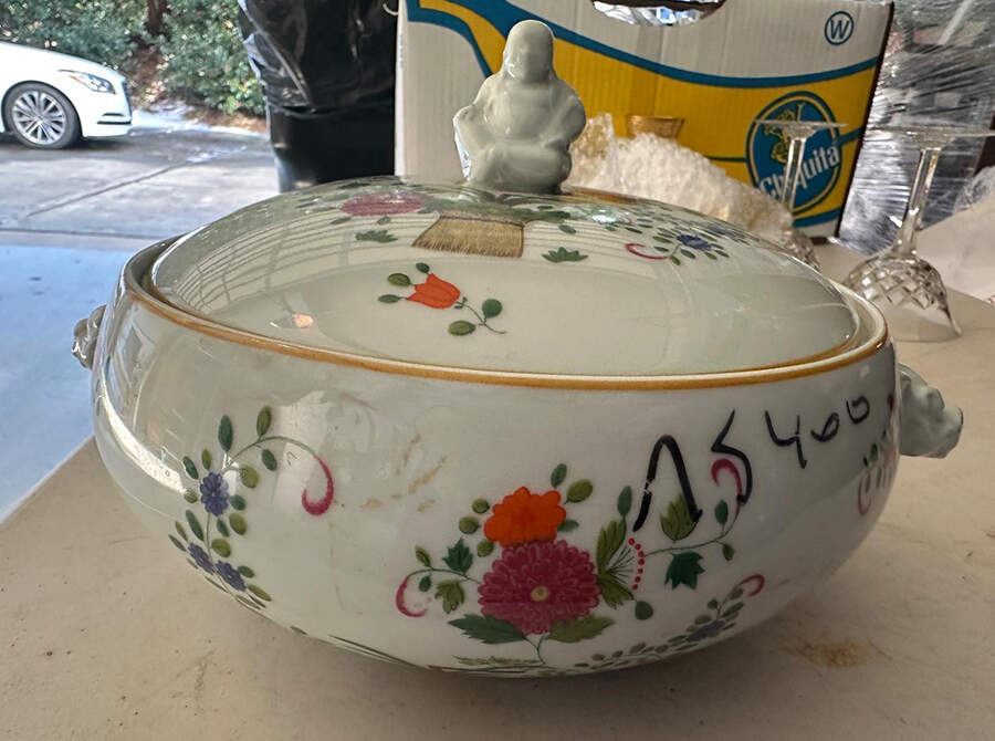 Chine Petit Panier Chinois Celadon Tureen &  Lid by Raynaud-1