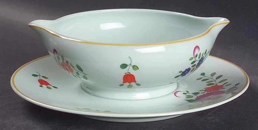 Chine Petit Panier Chinois Celadon Gravy Boat with Attached Underplate by Raynaud-1