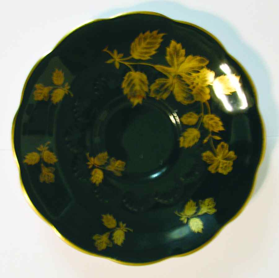 ROA182 Saucer by Royal Albert-1