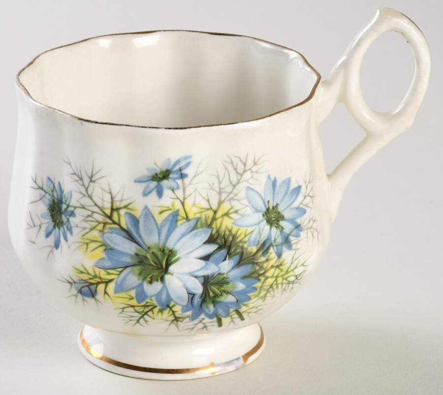 RIA120 Footed Cup by Rosina-Queens-1