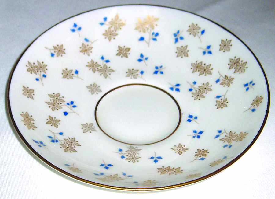 3995 Saucer by Royal Doulton-1