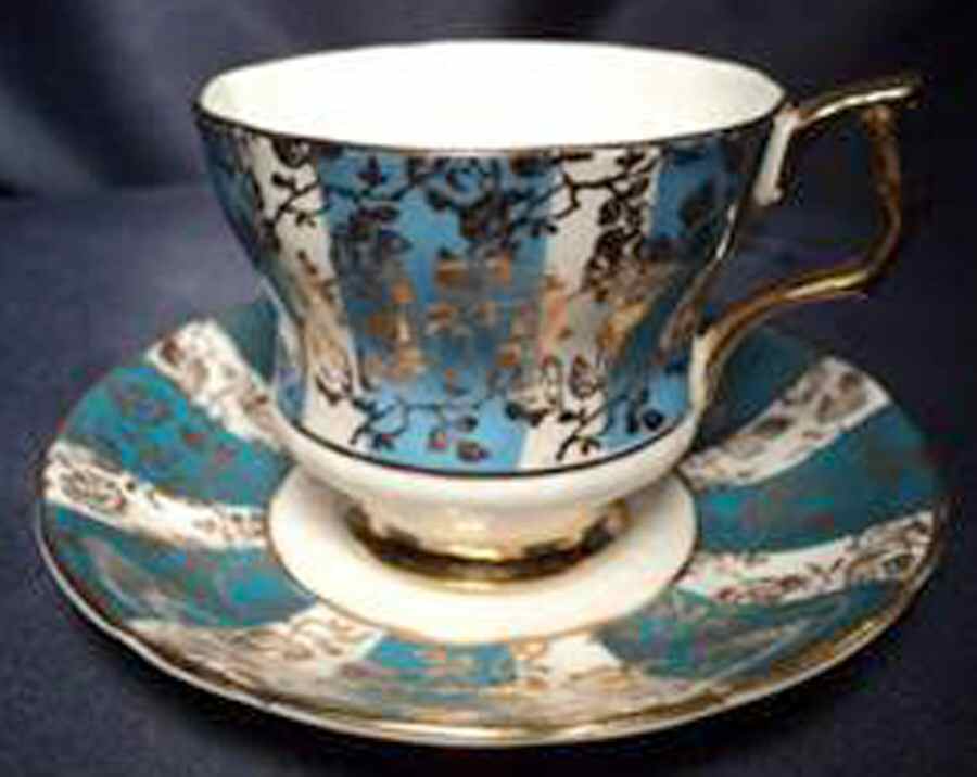 RWN6 Footed Cup & Saucer Set by Royal Windsor-1