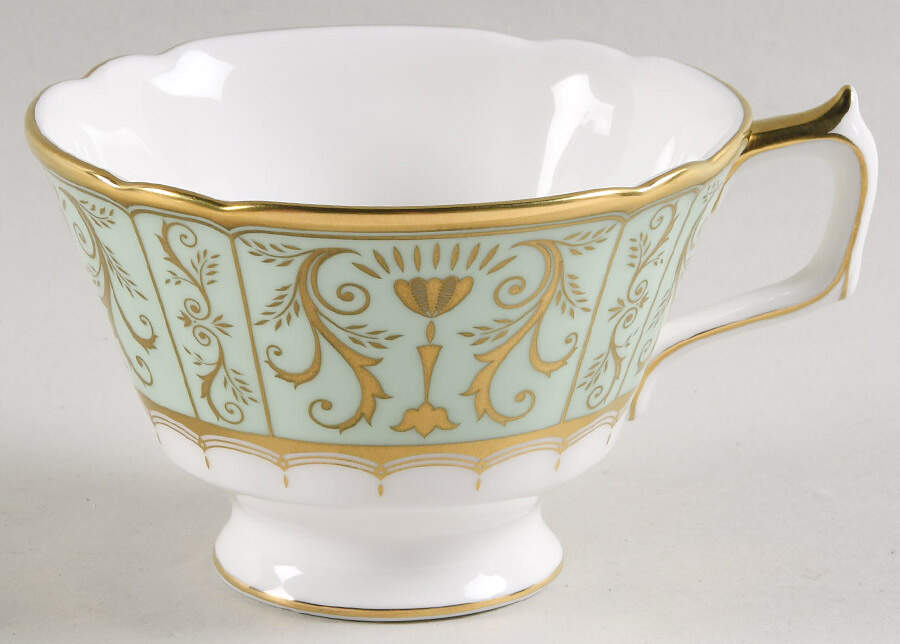 Darley Abbey Harlequin Green Footed Cup by Royal Crown Derby-1