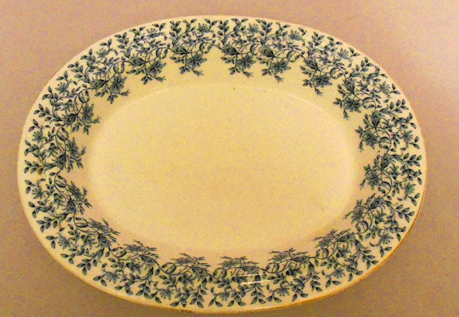W4973 12" Oval Serving Platter by Royal Worcester-1