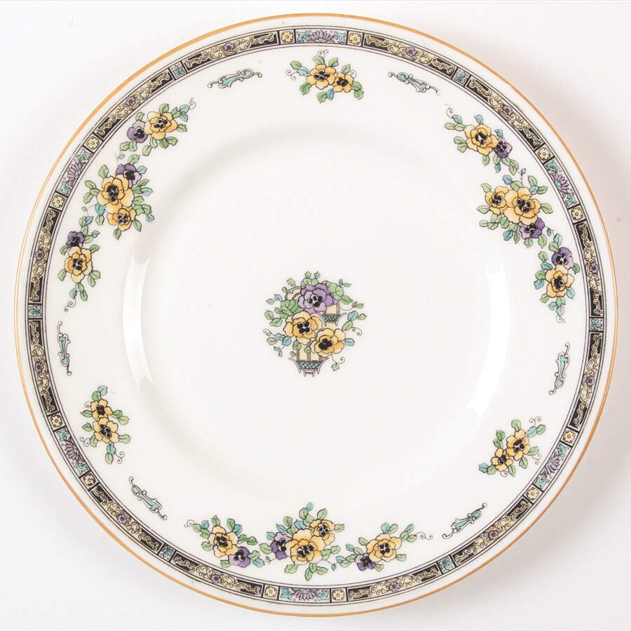 H2141 Luncheon Plate by Royal Doulton-1