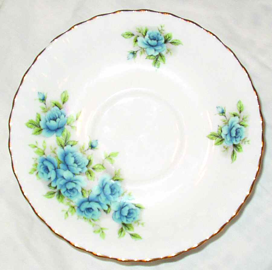 ROA188 Saucer by Royal Albert-1