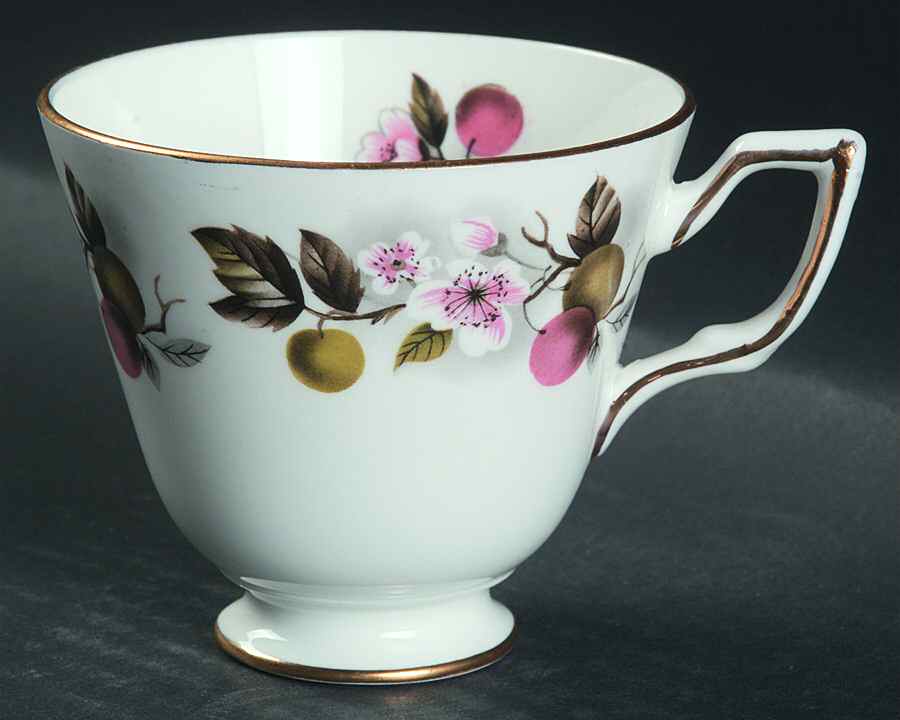1610 Footed Cup by Royal Tara-1