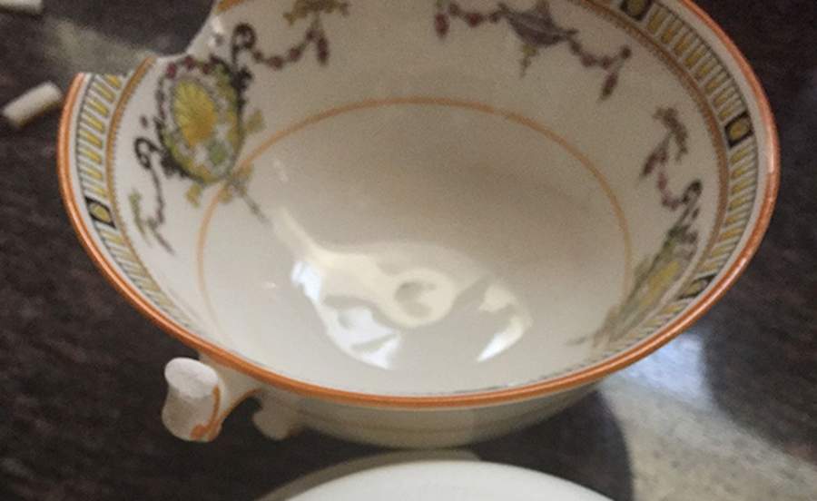 Ra8447 Footed Cup by Royal Doulton-1