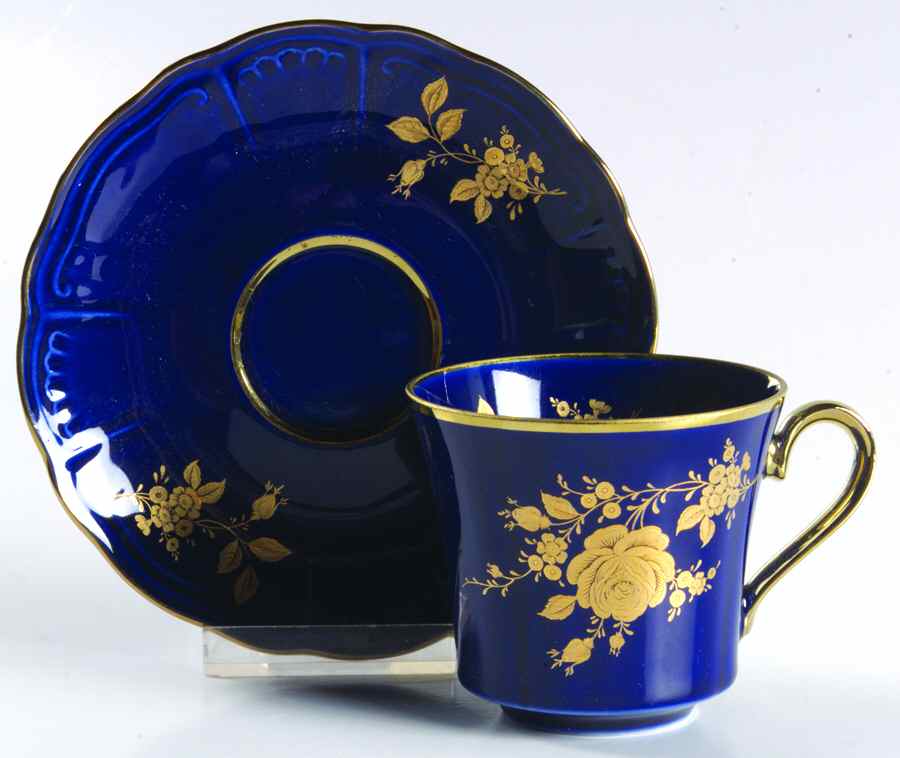 REH34 Flat Cup & Saucer Set by Reichenbach-1