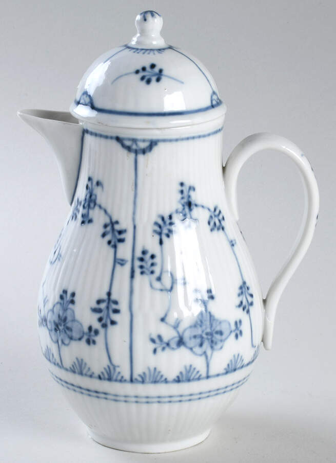 Blue Fluted Plain (Restaurantware) Coffee Pot & Lid by Royal Copenhagen-1