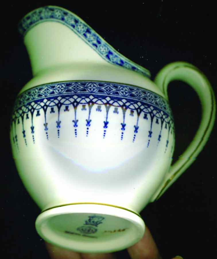 Severn Border Creamer by Royal Doulton-1