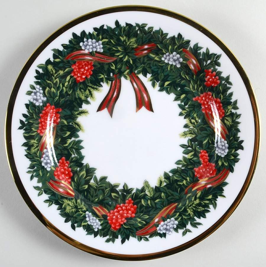 Gold Buffet (Wreath) Salad Plate by Royal Gallery-1
