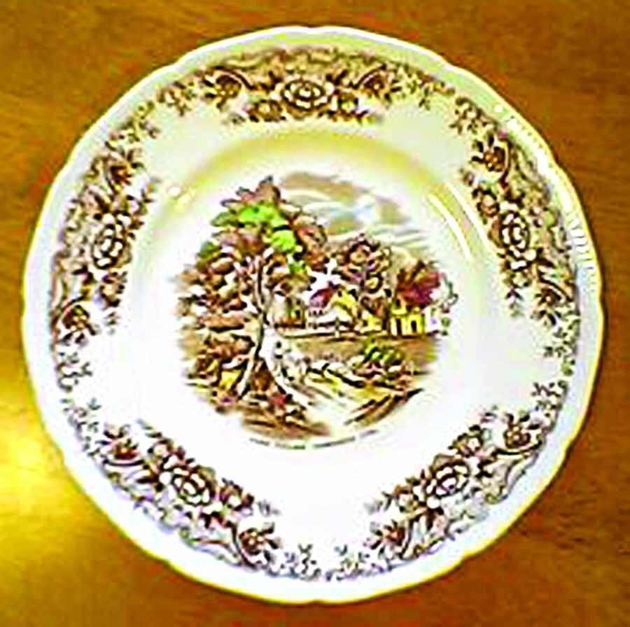 RSN13 Salad Plate by Royal Swan-1