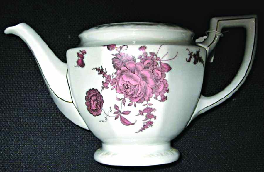 R1671 Teapot & Lid by Rosenthal - Continental-1