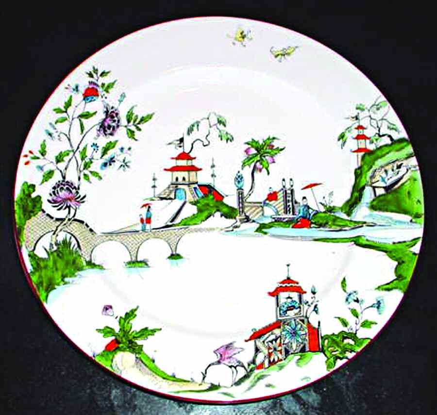 W9883-1 Dinner Plate by Royal Worcester-1