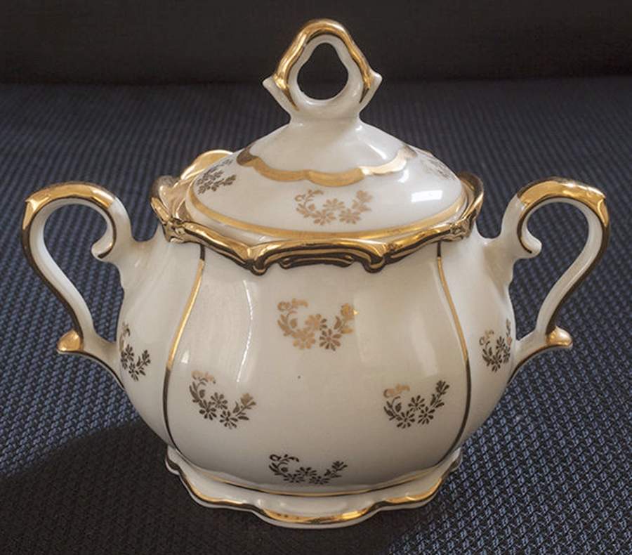 R1672 Sugar Bowl & Lid by Rosenthal - Continental-1