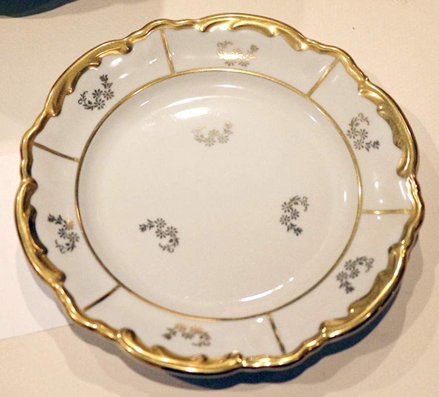 R1672 Bread & Butter Plate by Rosenthal - Continental-1