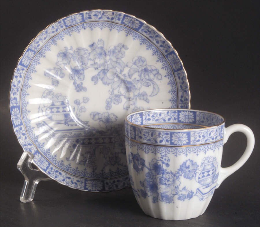 China Blau Flat Cup & Saucer Set by Reinhold Schlegelmilch-1