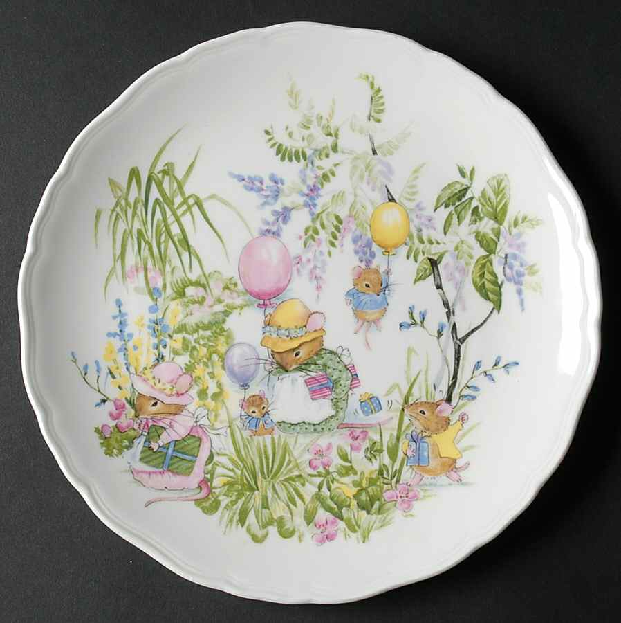 ROK35 Child's Plate by Royal Kent (England)-1
