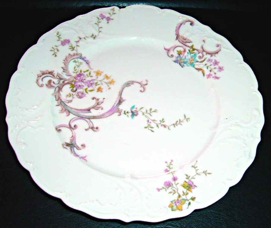 5071 Dinner Plate by M Redon-1