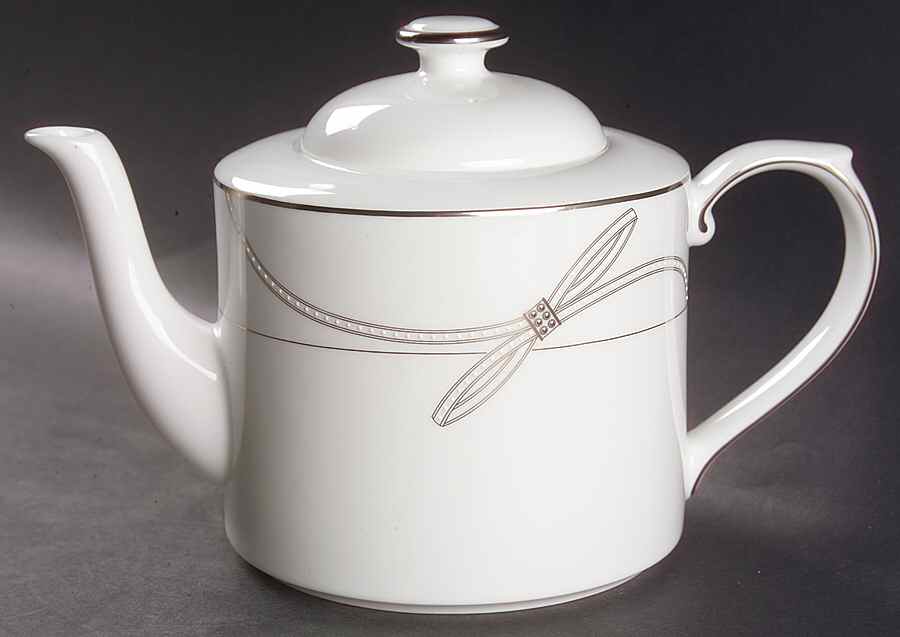 Grace Teapot & Lid by Royal Doulton-1