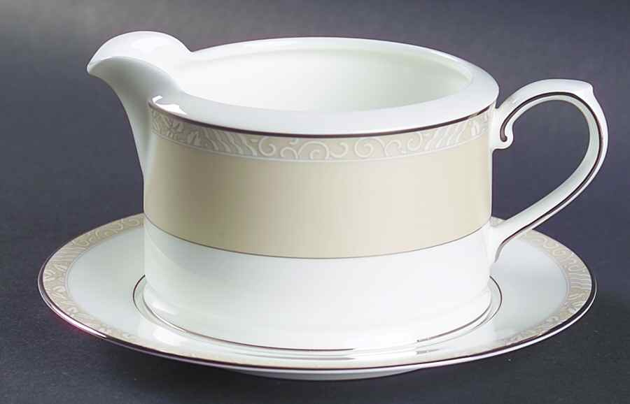 Cashmere Gravy Boat & Underplate by Royal Doulton-1