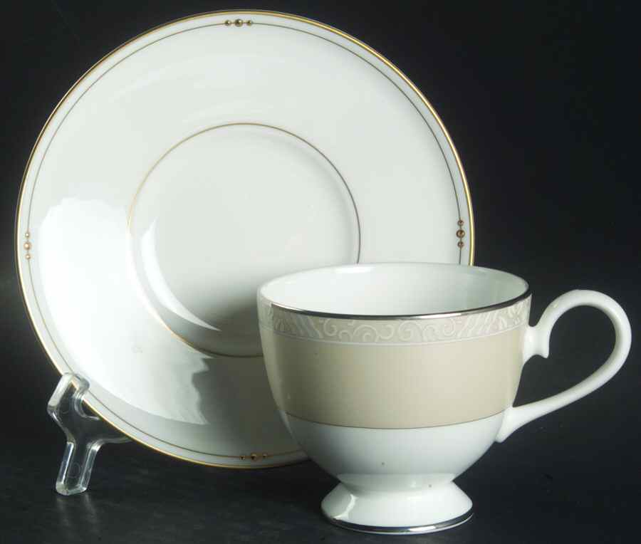 Cashmere Footed Cup & Saucer Set by Royal Doulton-1