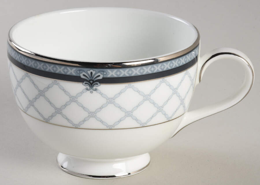 Countess Footed Cup by Royal Doulton-1
