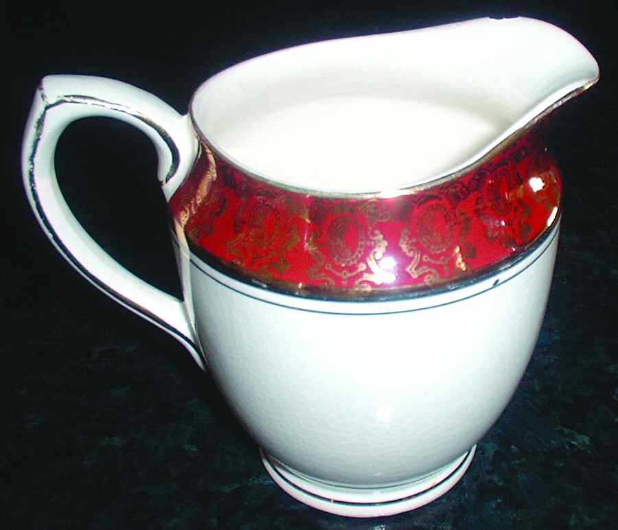 RCR5 Creamer by Royal Crownford-1