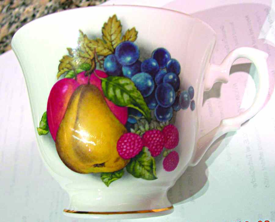 RNB1 Footed Cup by Royal Nobilta-1