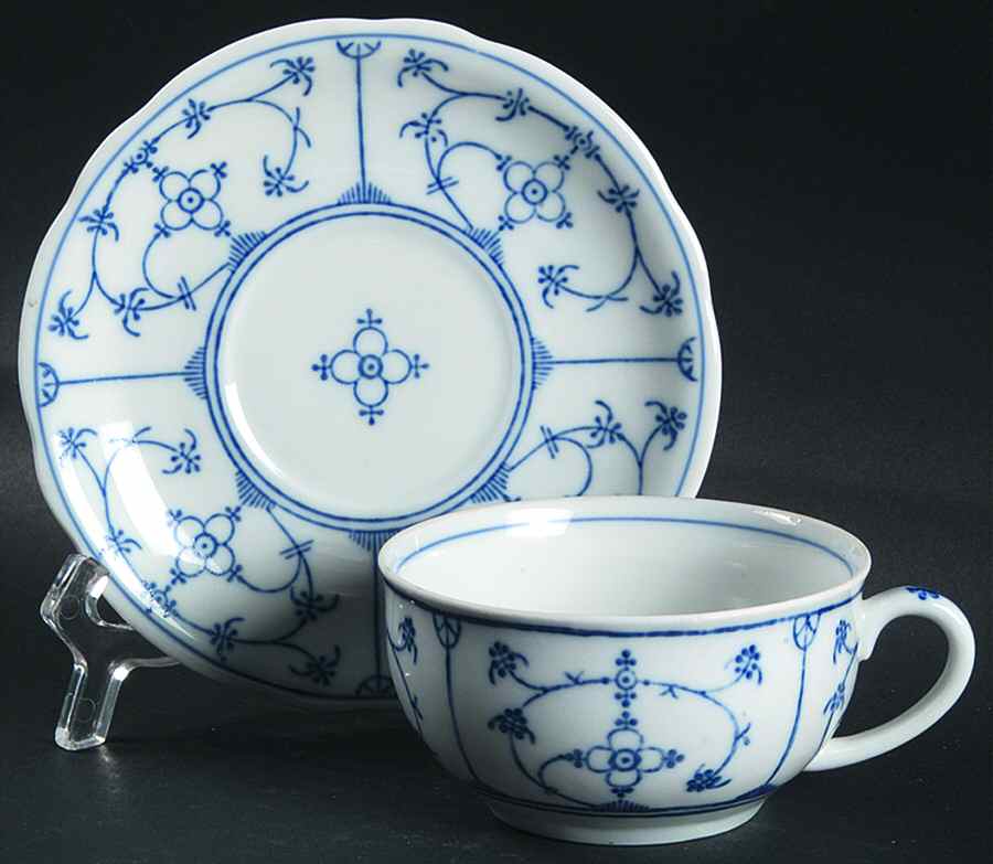 REH37 Flat Cup & Saucer Set by Reichenbach-1